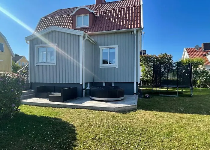 Villa Rydholm 15 Minutes From Gothenburg Center